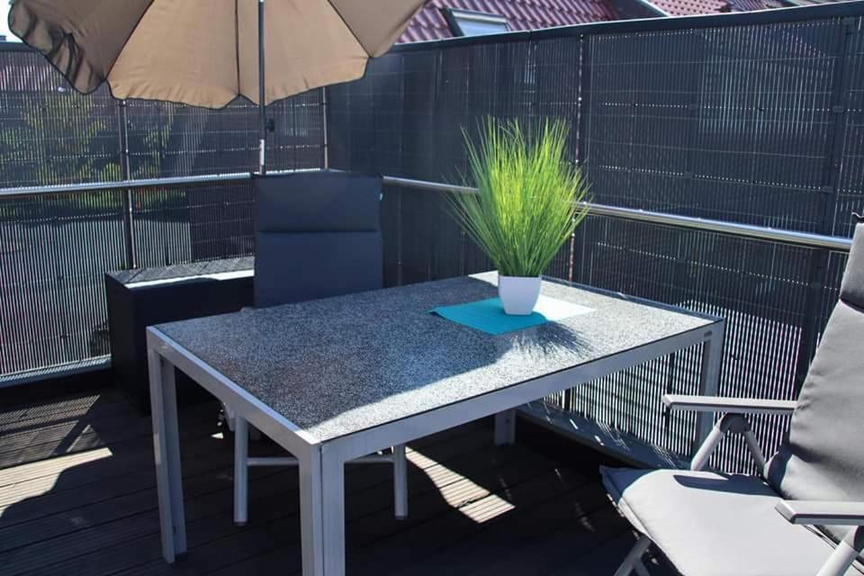 Ferienwohnung Auf Der Blumenstrasse Nettetal Esterno foto