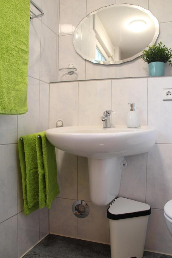 Ferienwohnung Auf Der Blumenstrasse Nettetal Esterno foto